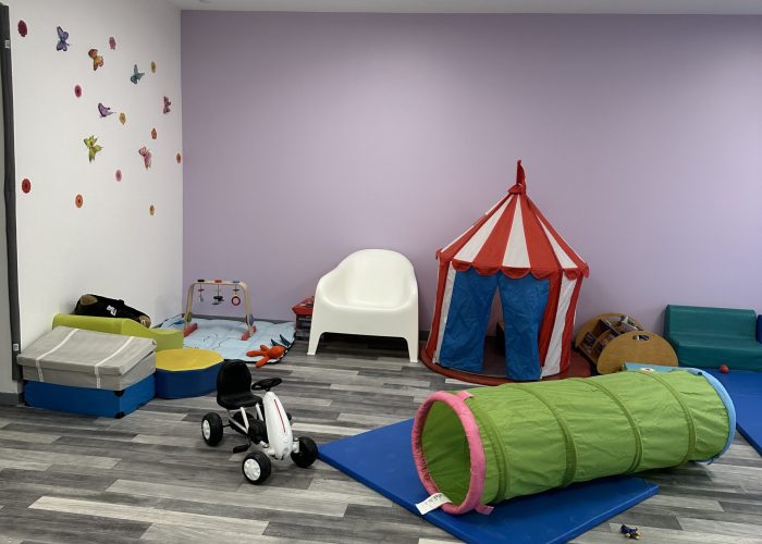 23E7B0BC-4611-44A6-B59E-1574167827D8